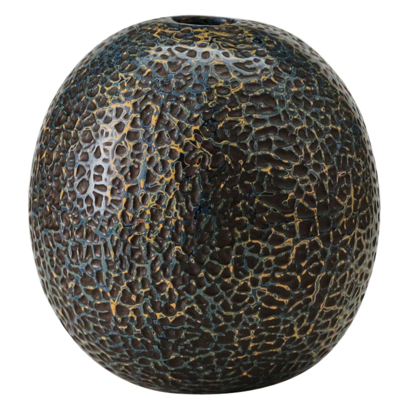 Multiple Layer Textured Urushi Lacquer Small Husk Vase by Alexander Lamont For Sale