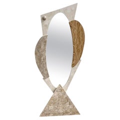 Vieux miroir de sol postmoderne en pierre tessellée