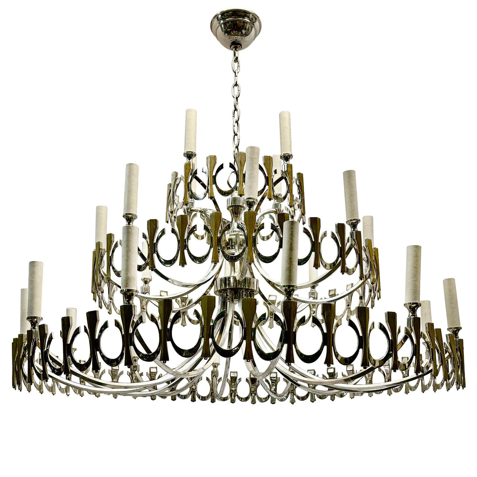 Large Midcentury Italian Chandelier For Sale