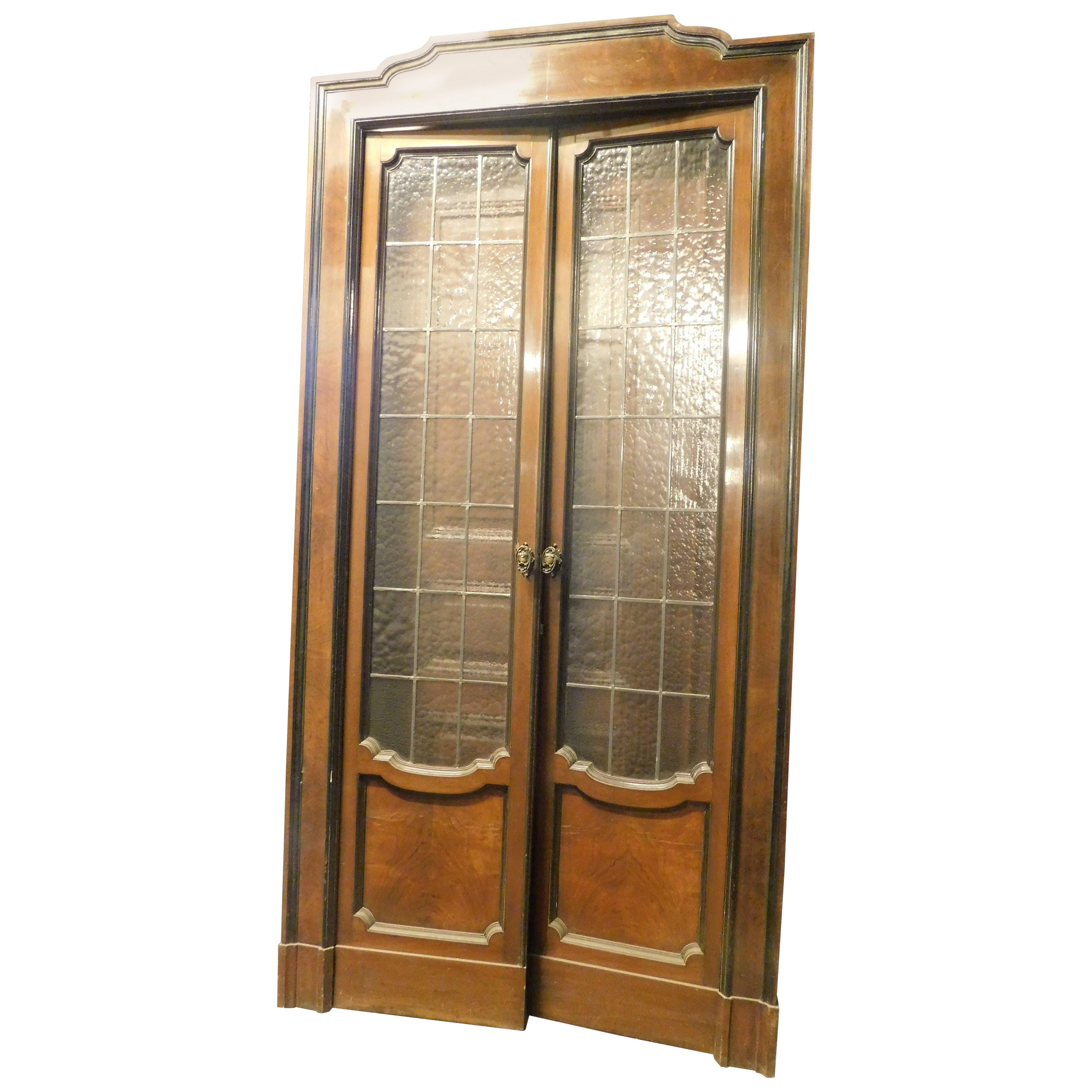 Internal wooden door with two leaves complete with glass and frame, Milan For Sale
