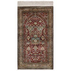 Antiker persischer Qum-Teppich in Burgund mit floralen Mustern, von Rug & Kilim