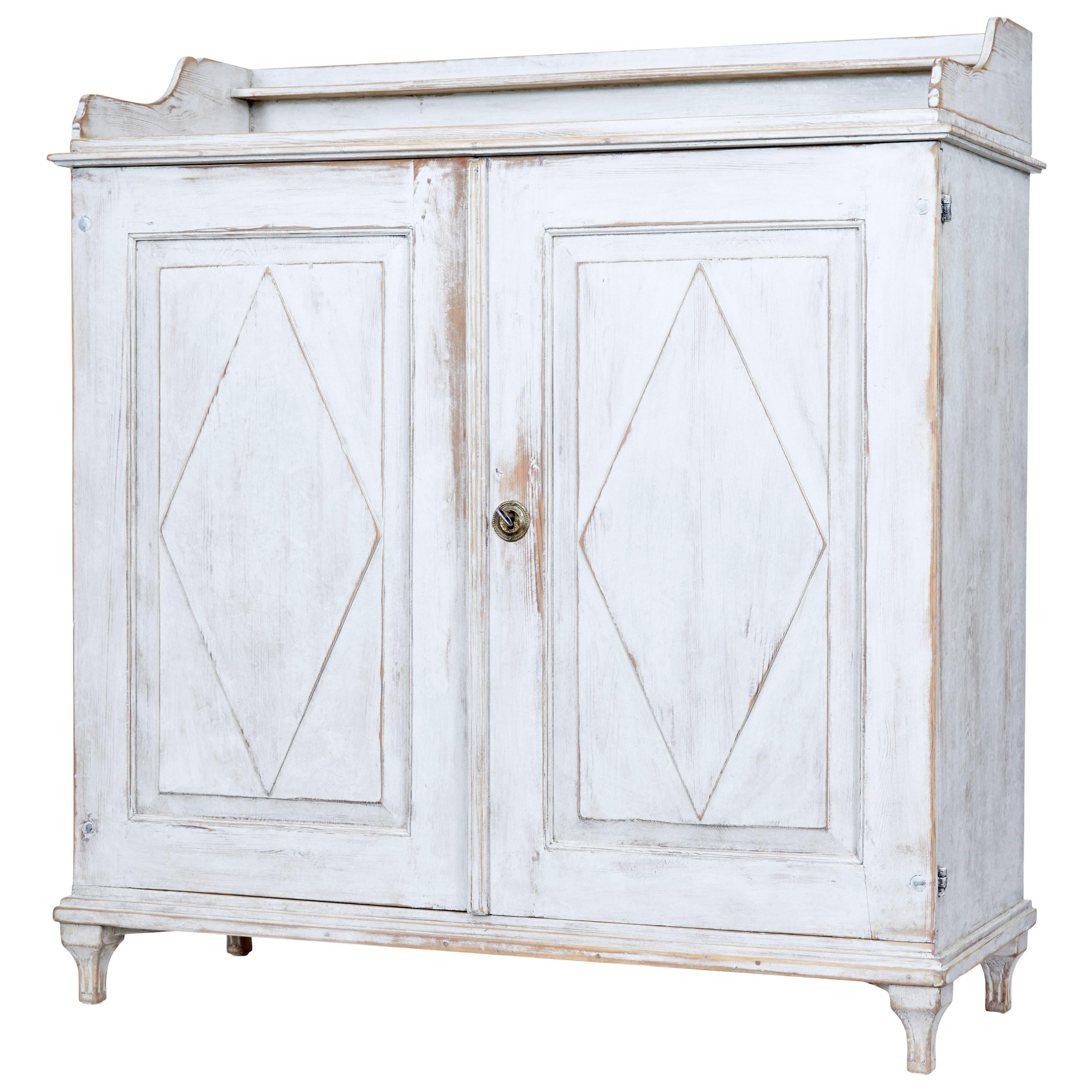 Swedish 19th century painted pine cupboard For Sale