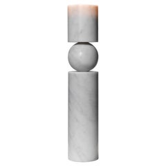 Lee Broom - Fulcrum-Kerzenständer aus weißem Marmor - Groß