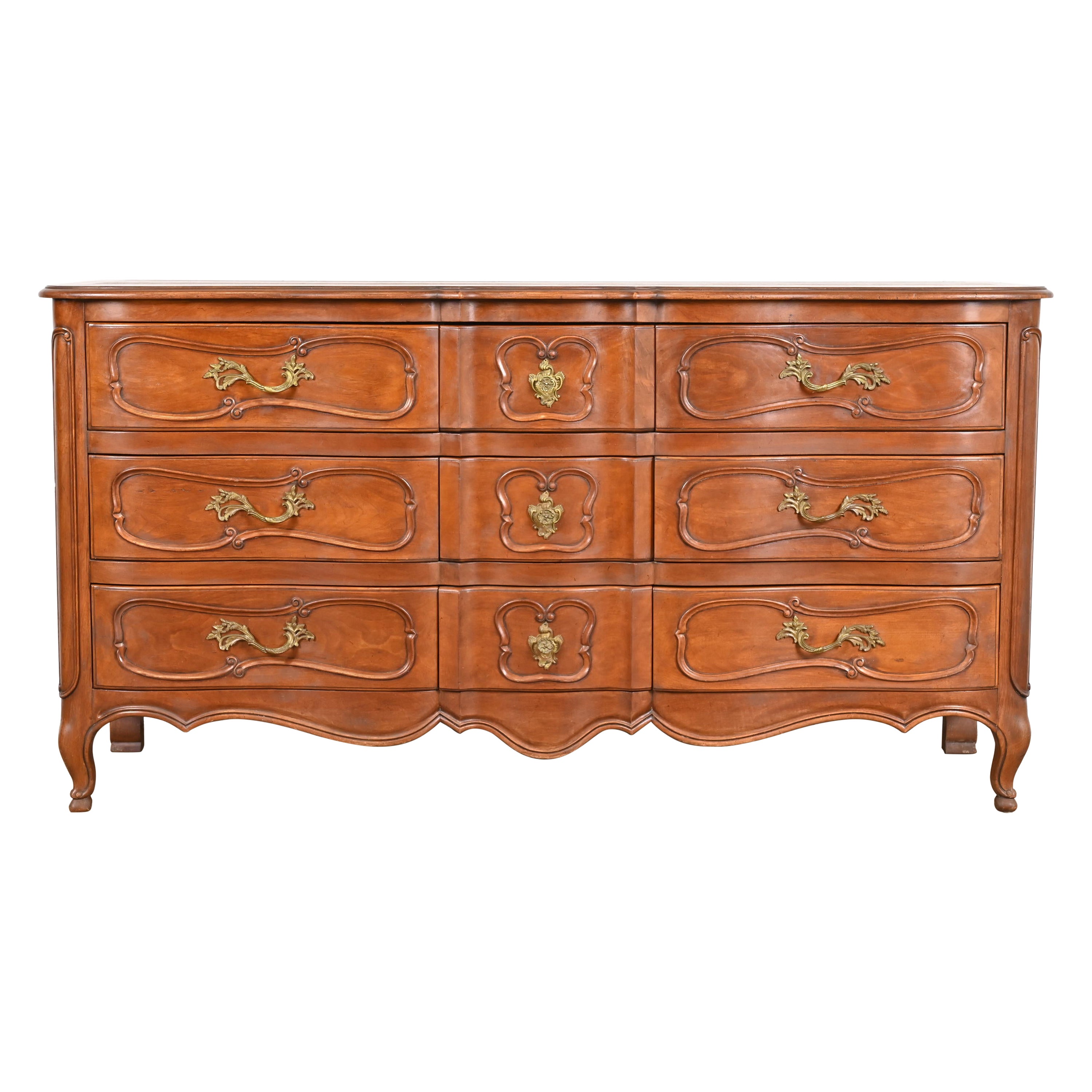 Triple commode provinciale française Louis XV en bois fruitier, vers les années 1960