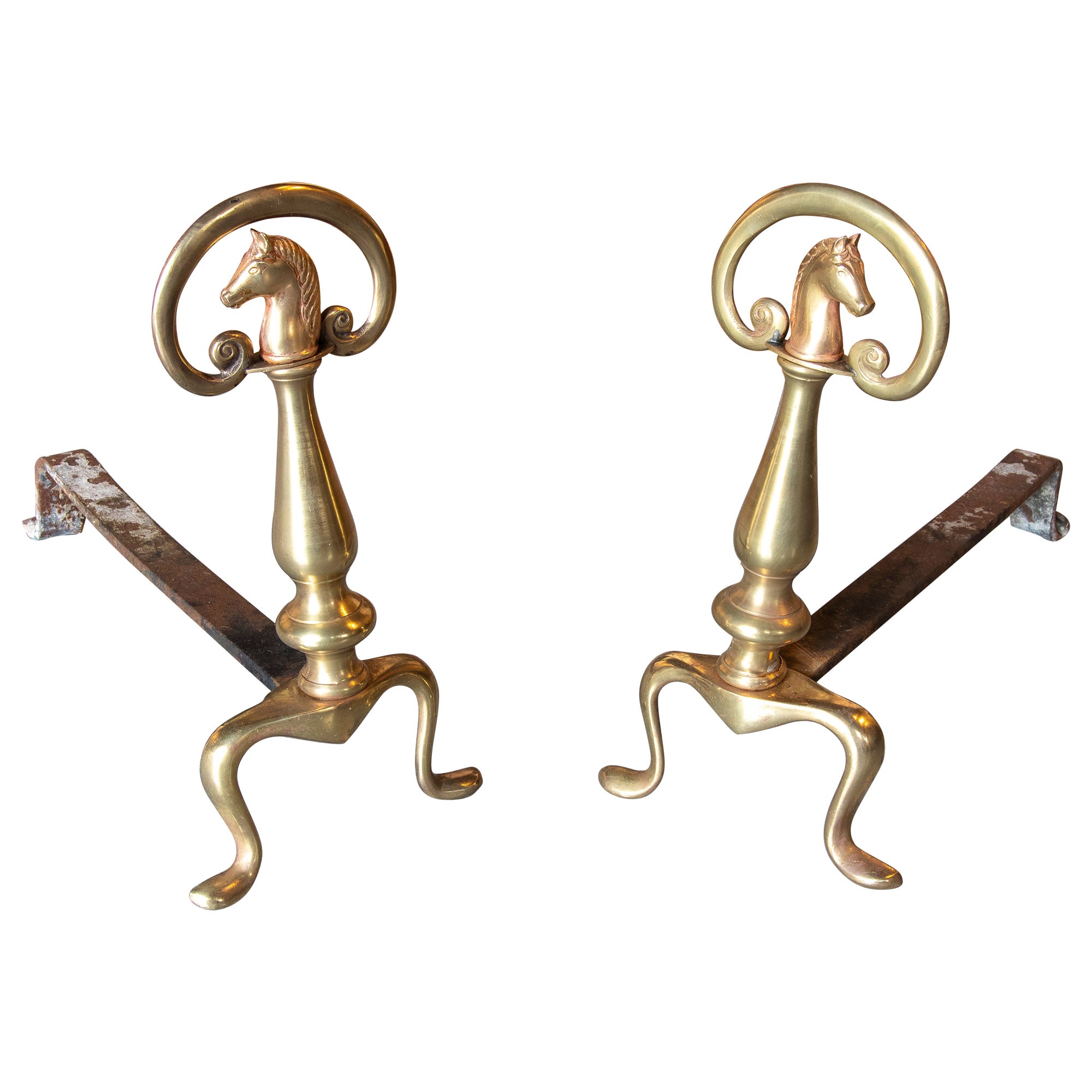 Coppia di spugnole in bronzo e ferro a forma di cavallo