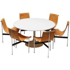 Conjunto de comedor con sillas en T de Katavolos, Kelley & Littell y mesa de comedor Tulip