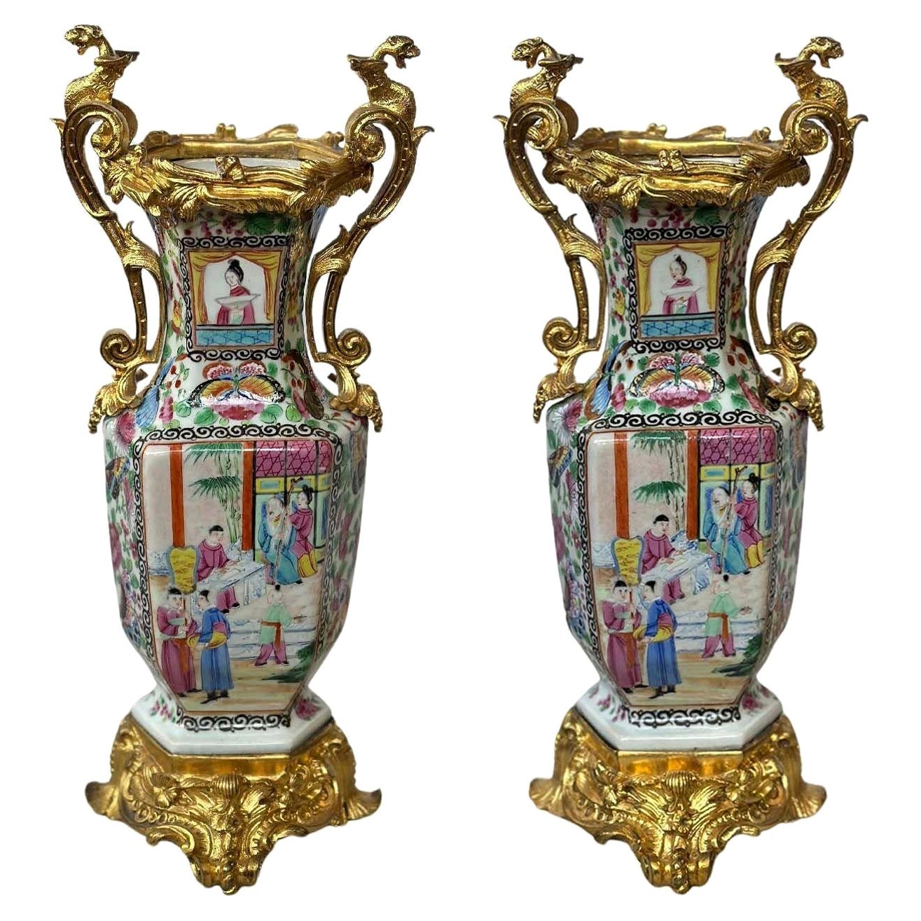 Early 19th Century Chinese Rose Canton Vases For Sale