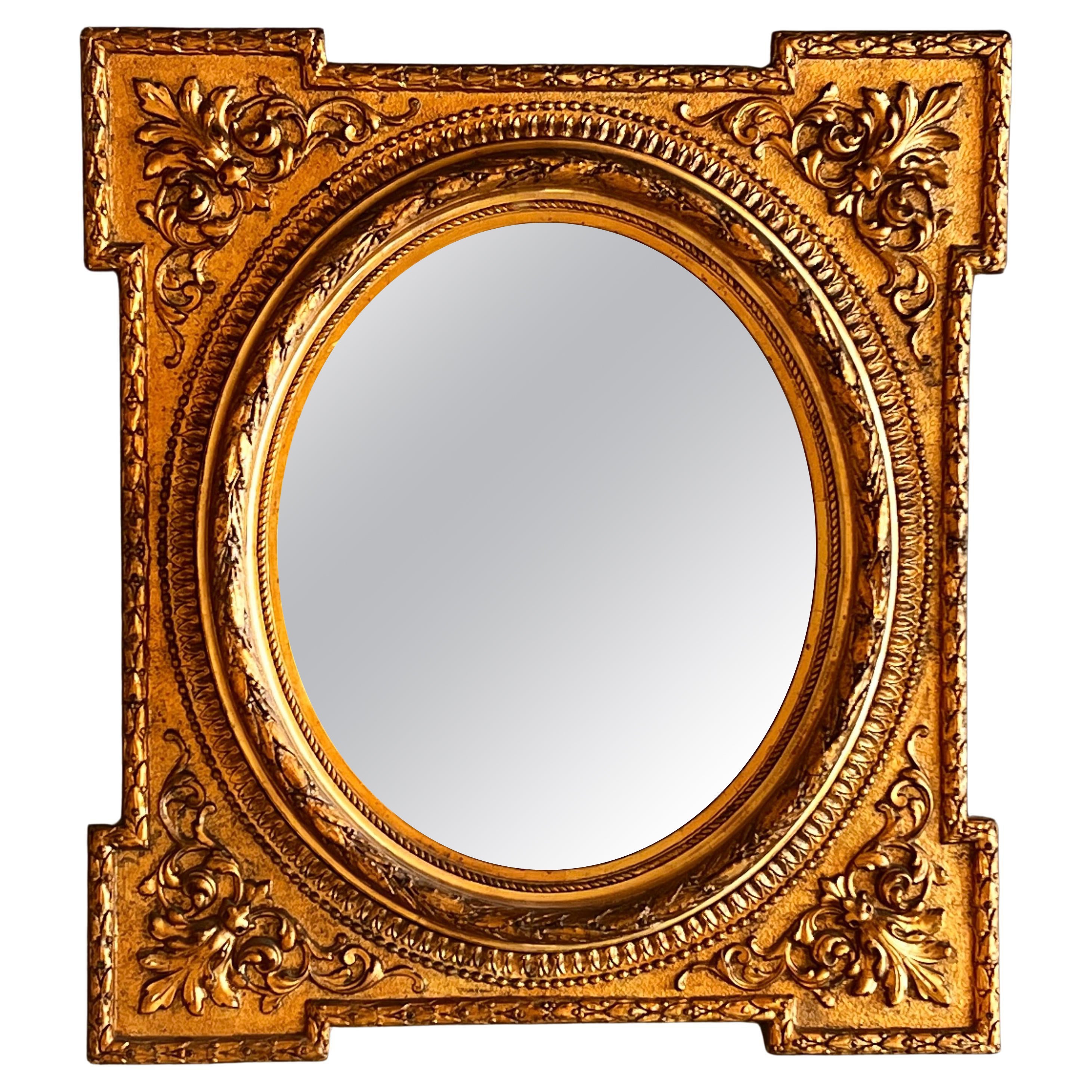 Miroir rectangulaire en bois doré sculpté du 19e siècle