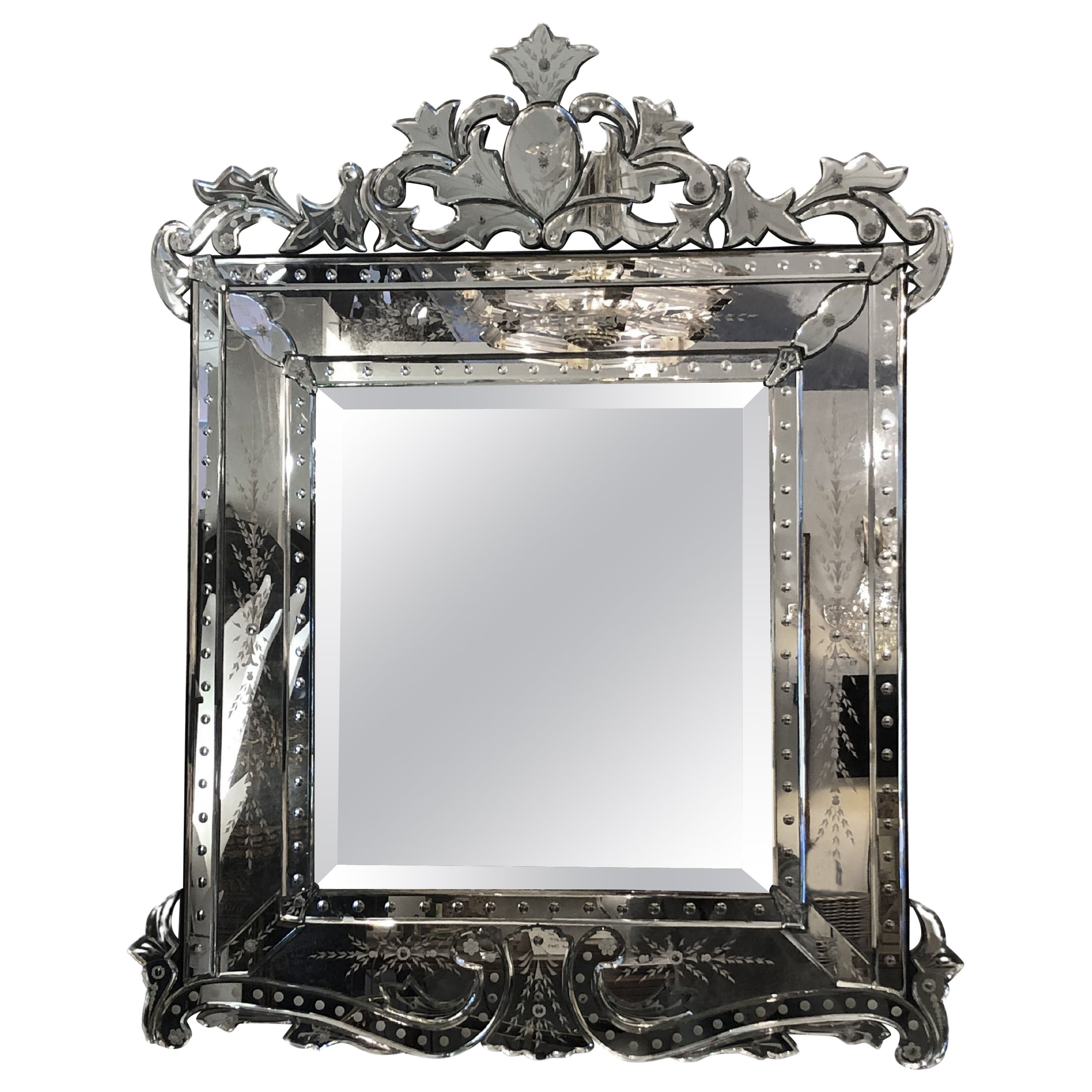 Glitzernder & glamouröser Spiegel im venezianischen Stil im Angebot