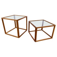 Kai Kristiansen Paar dänische Tische aus Glas und Eiche