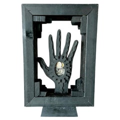 Hand-Skulptur von Antoni Abad aus Holz und Mischtechnik