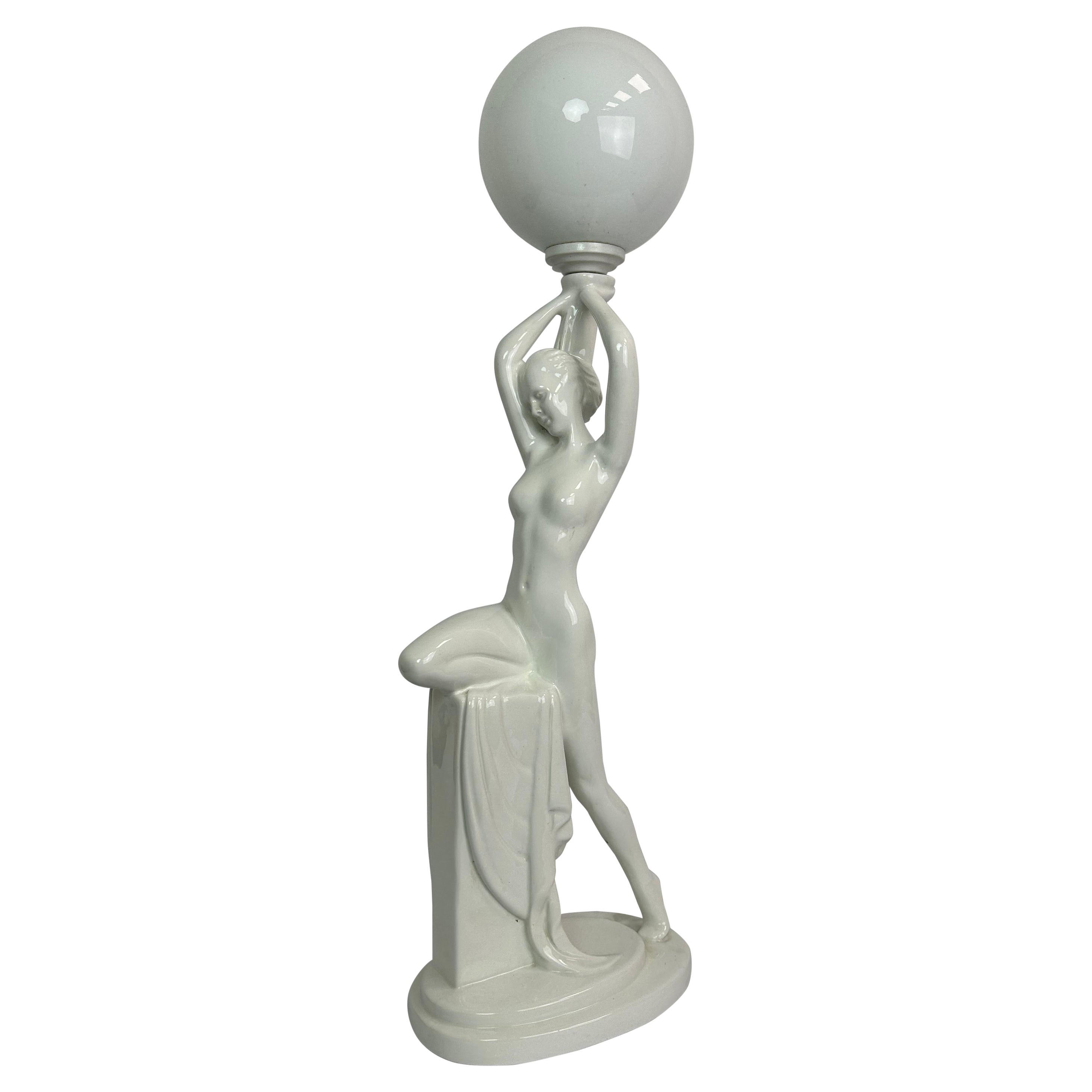 Art deco figural lamp  For Sale
