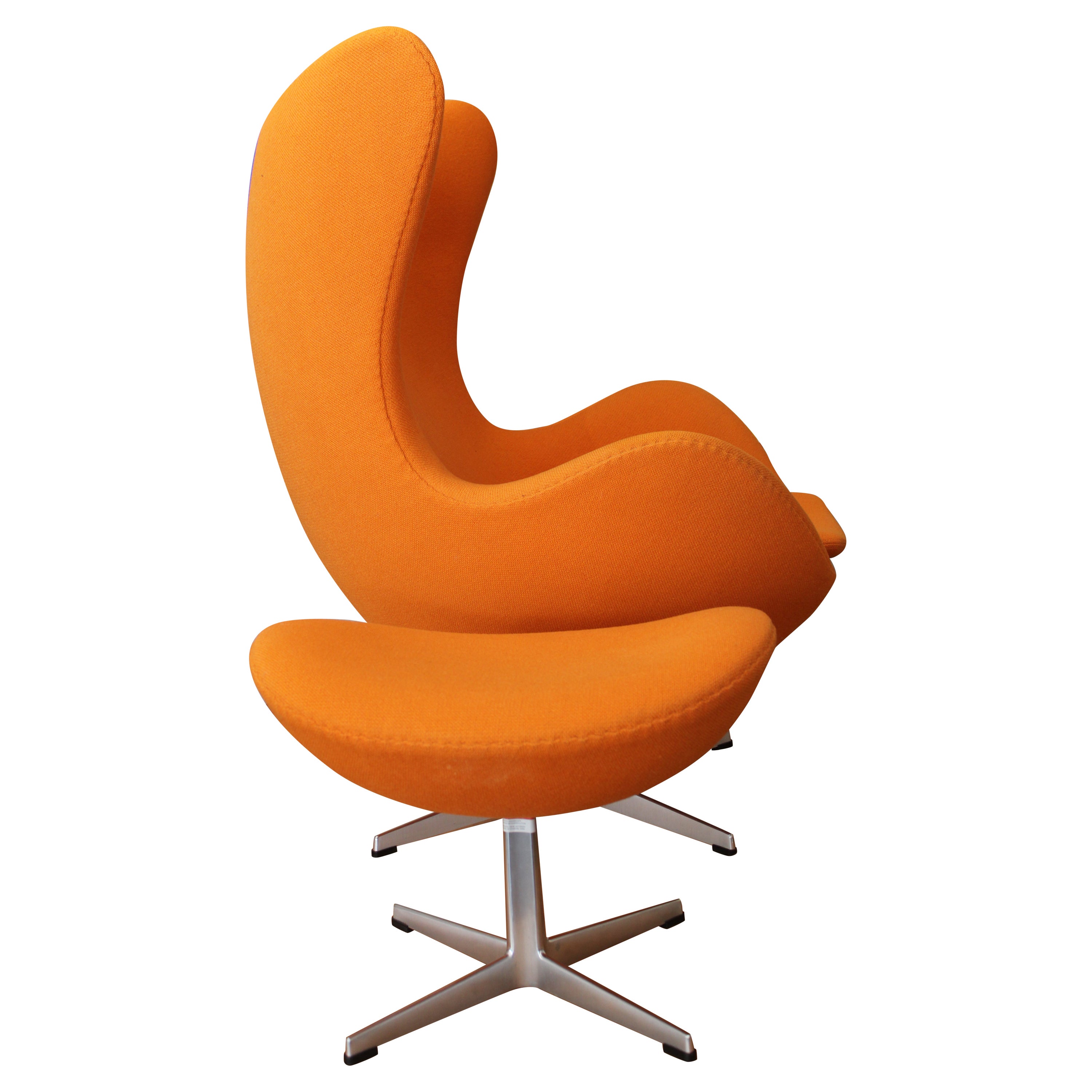 Arne Jacobsen for Fritz Hansen Egg Chair & Ottoman, Tilt and Swivel, 2006 For Sale