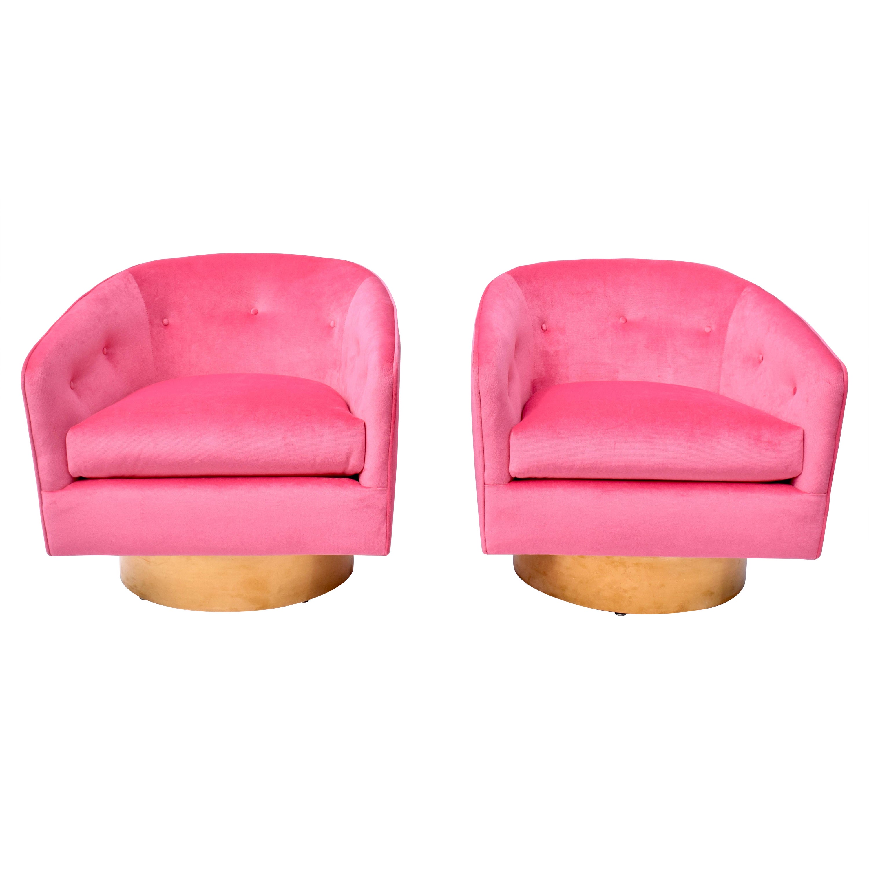 Milo Baughman Swivel Lounge Chairs on Brass Base With Pink Velvet For Sale