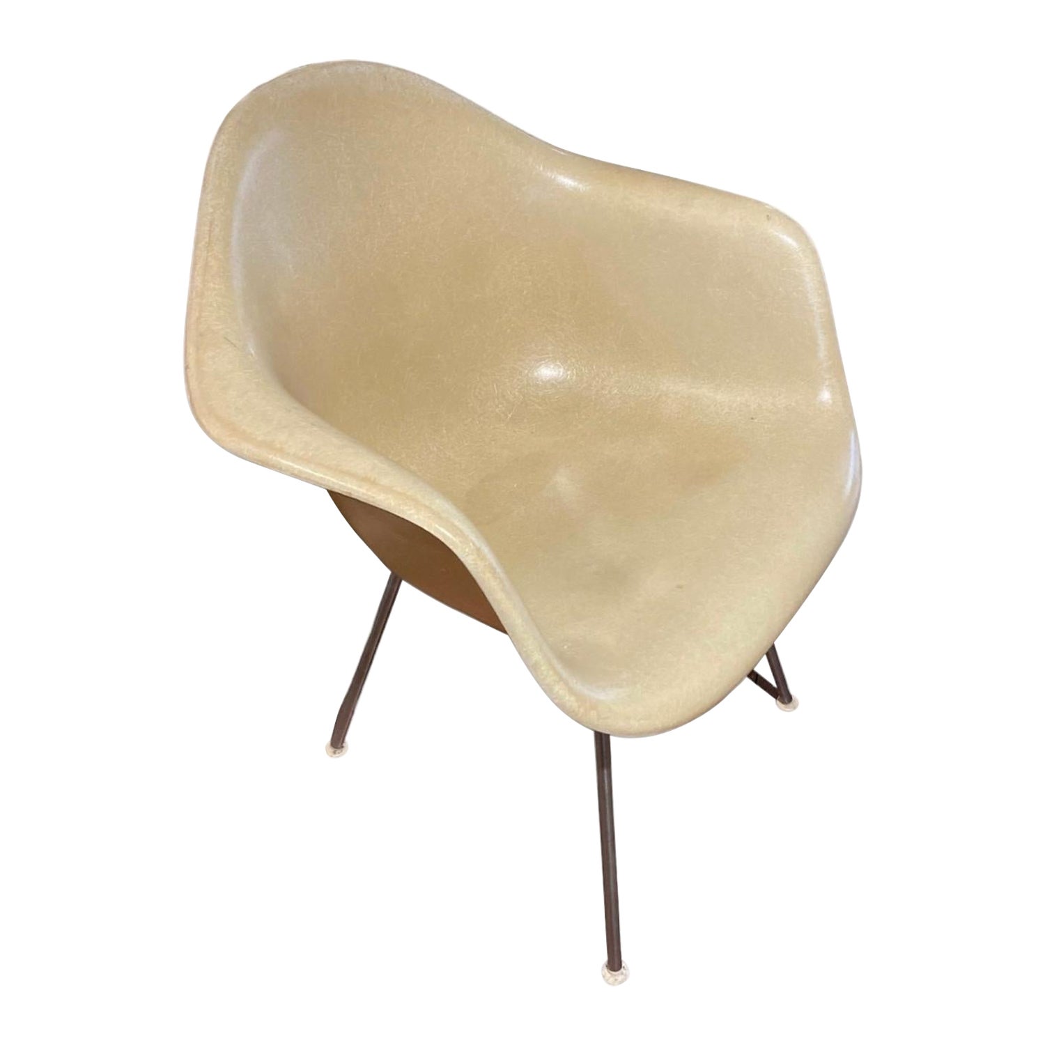 Charles Eames DAX Armchair Edition Herman Miller Fibreglass For Sale