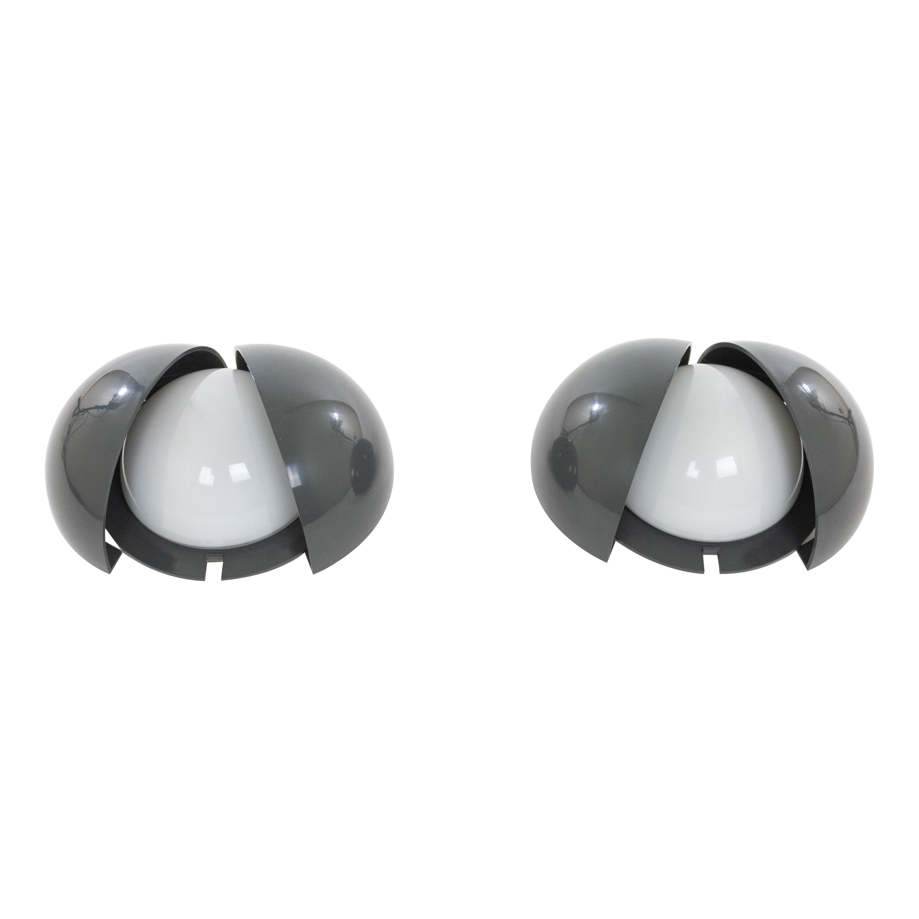 Pair of grey Lampira wall lamps by G.P.A. Monti for Fontana Arte, 1970s For Sale