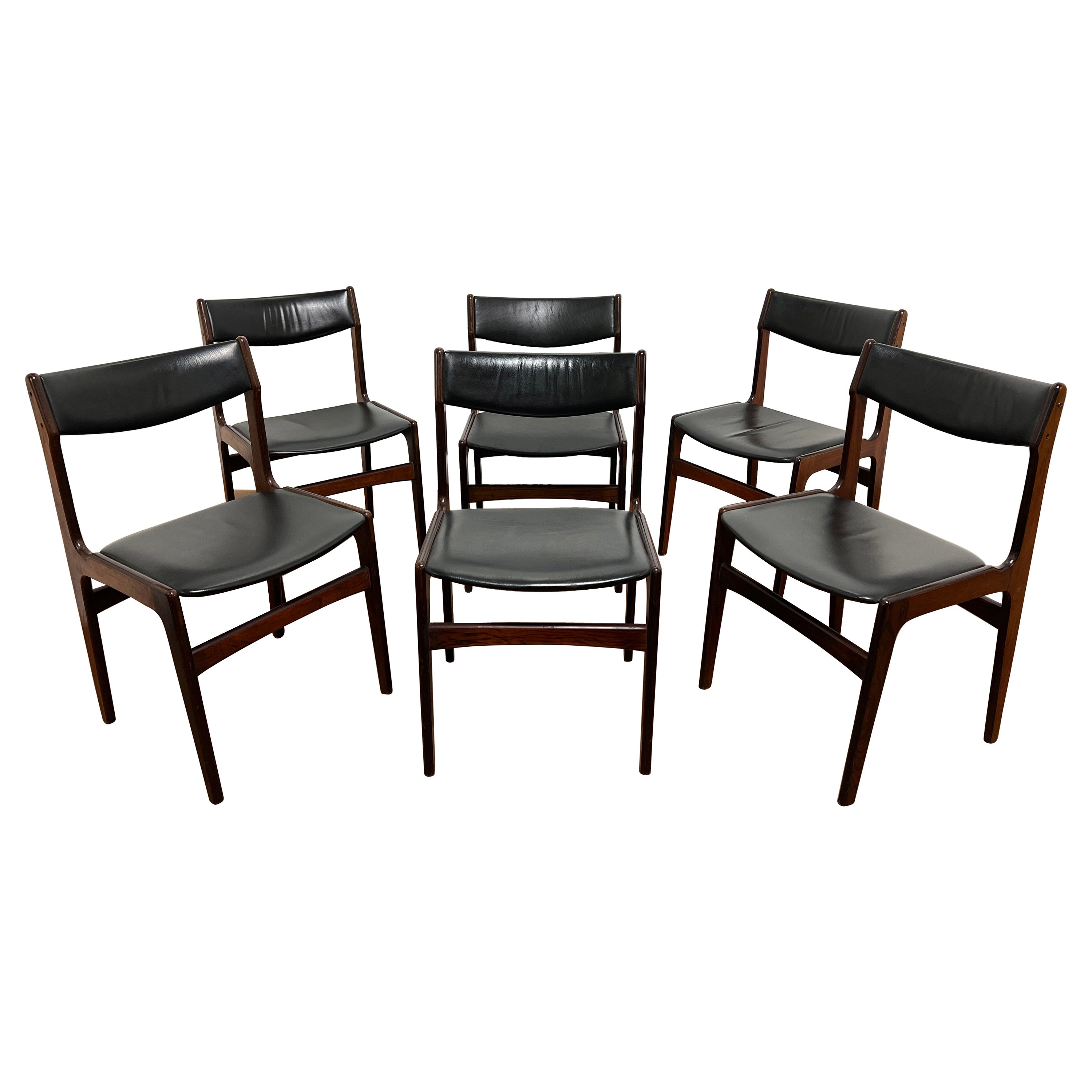 Ensemble de six chaises de salle à manger danoises Erik Buch en bois de rose et cuir, vers les années 1960 en vente