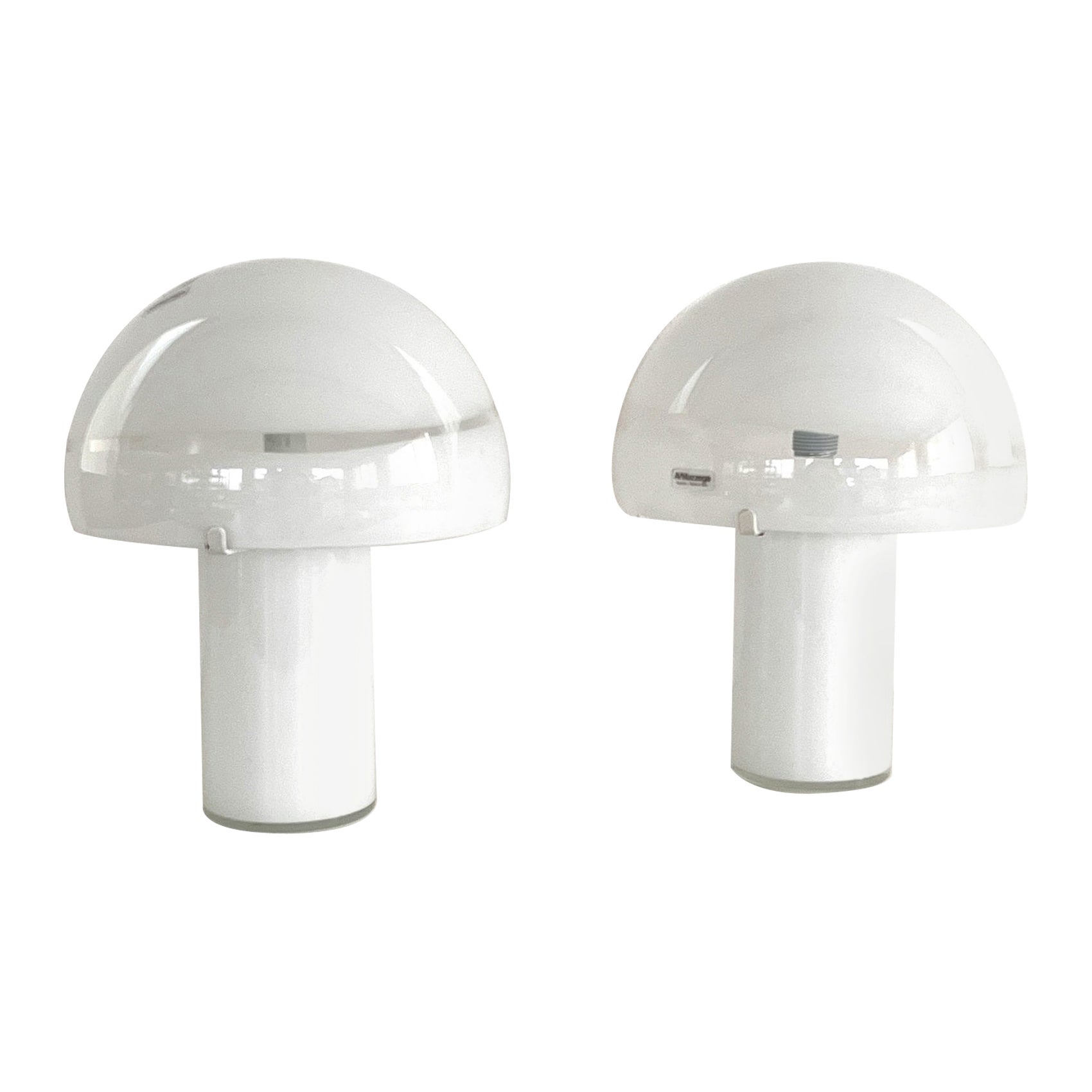 Pair Italian Midcentury Mazzega Mushroom Table lamps in White Murano Glass For Sale