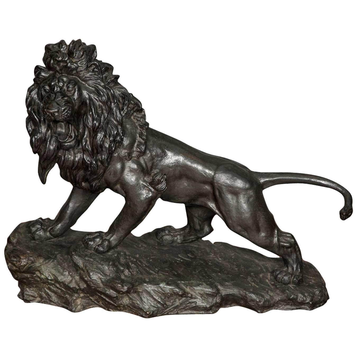 A very impressive 19th century Japanese Meiji period (1868-1912) bronze lion on a rock.
Signed.