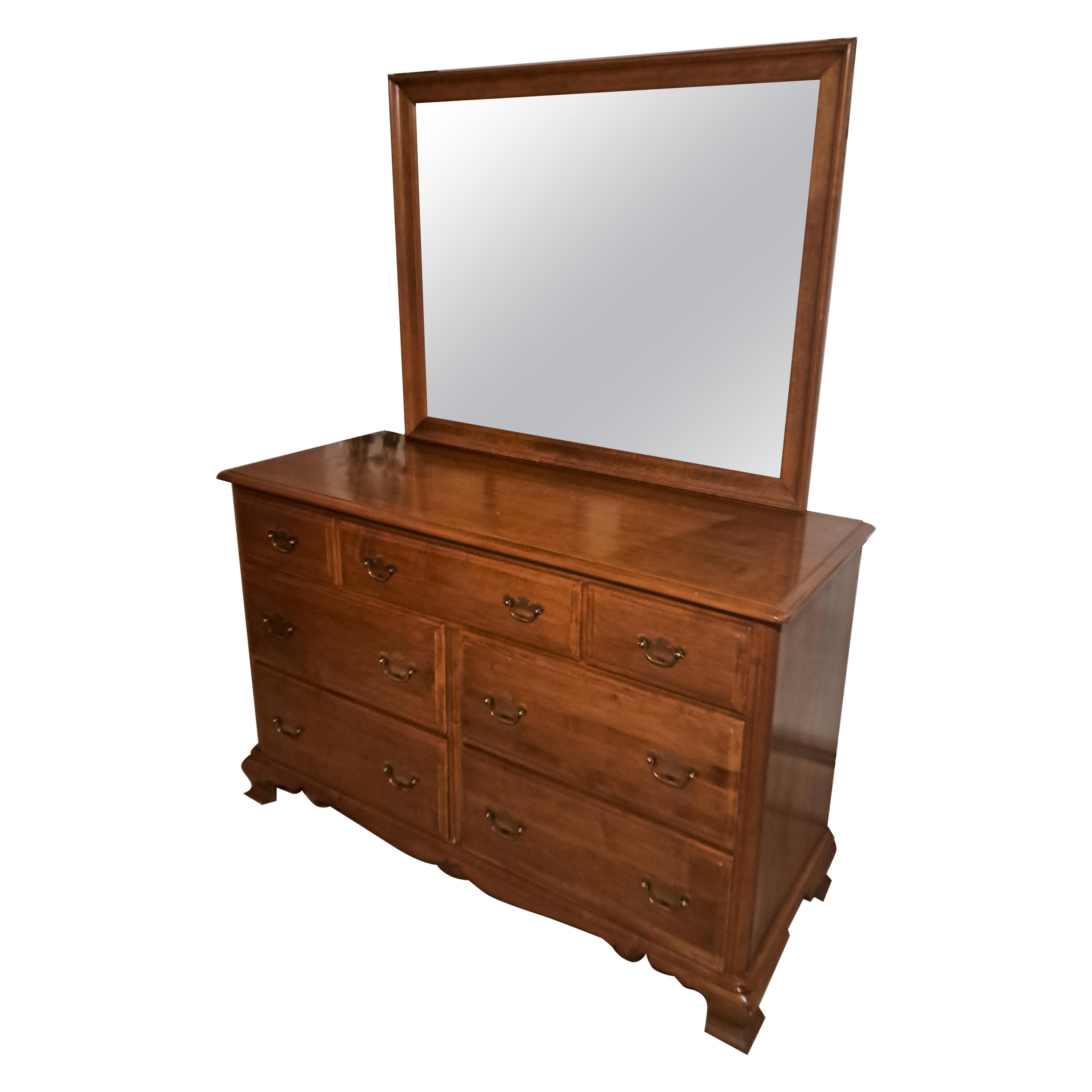 Vintage Kling Colonial Dresser with Mirror For Sale