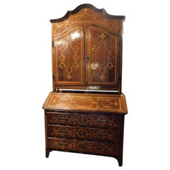 Antique Trumeau cabinet in walnut richly inlaid, Italy