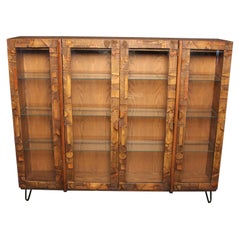 Vitrine Vintage Lane "Pueblo" Brutalist en Oak