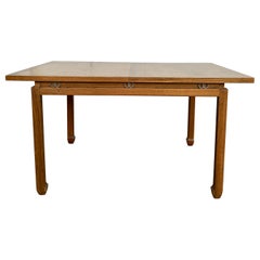 Retro Mid Century Modern Dining table American of Martinsville