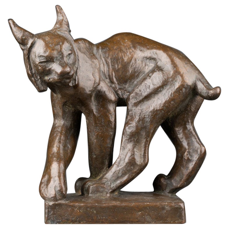Jussi Mäntynen (1886-1978): "lon Vädrar Fara", Lynx in bronze signed and dated For Sale
