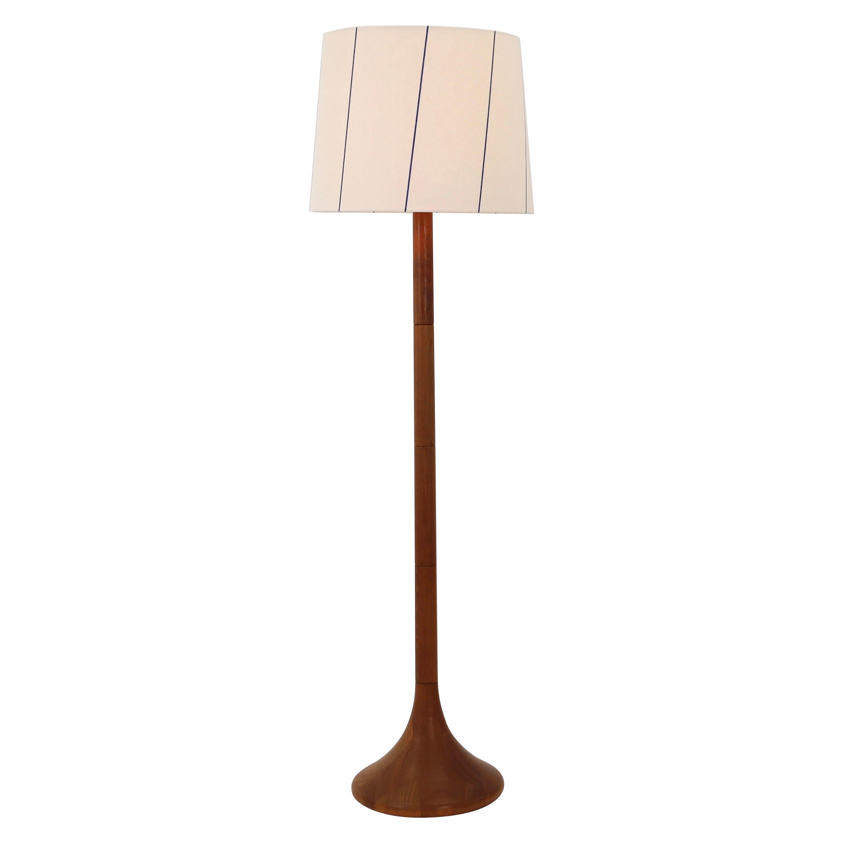 Danish Modern teak wood floor lamp, 1970s, Denmark For Sale