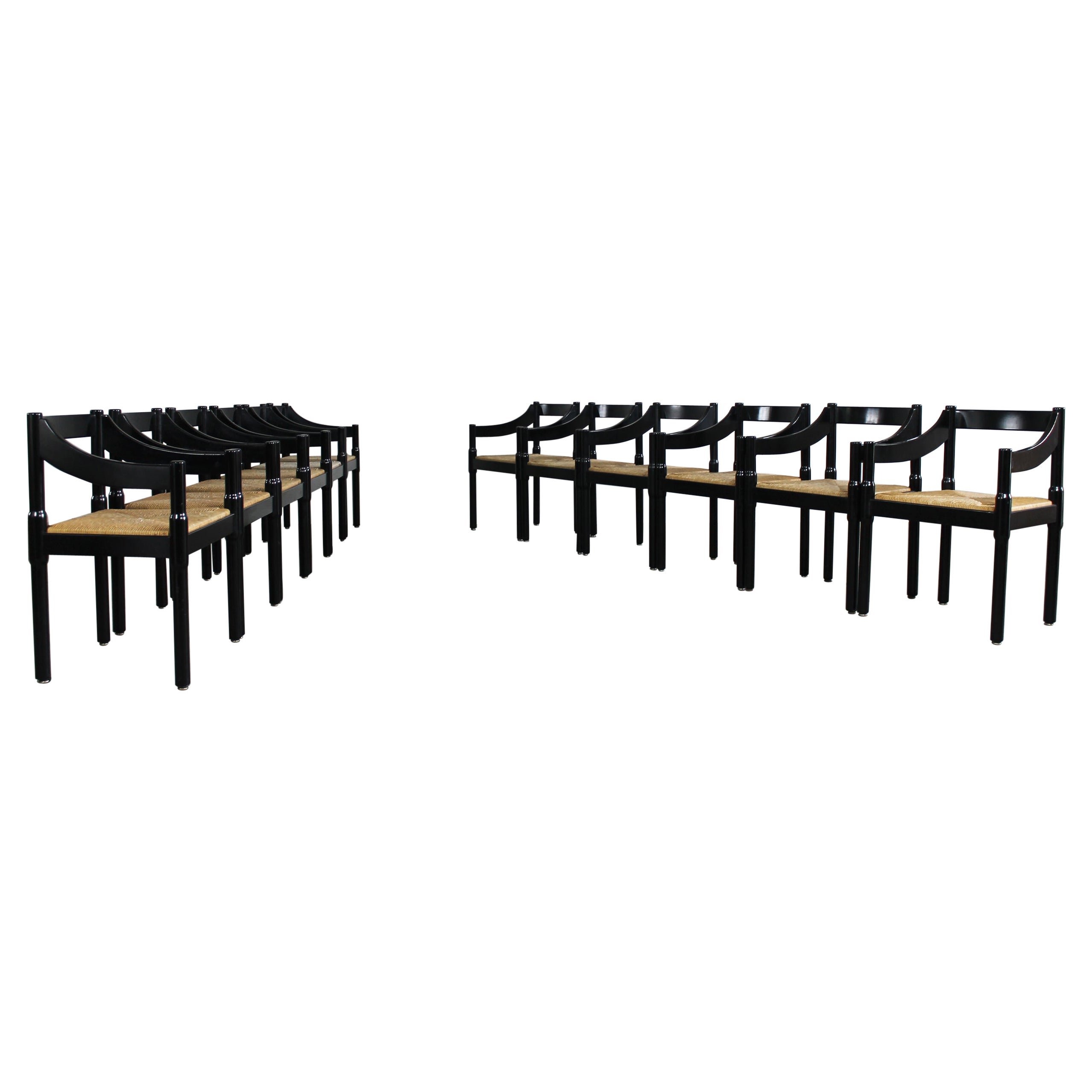 Vico Magistretti: Set aus zwölf schwarzen Carimate-Stühlen von Cassina, 1960er Jahre