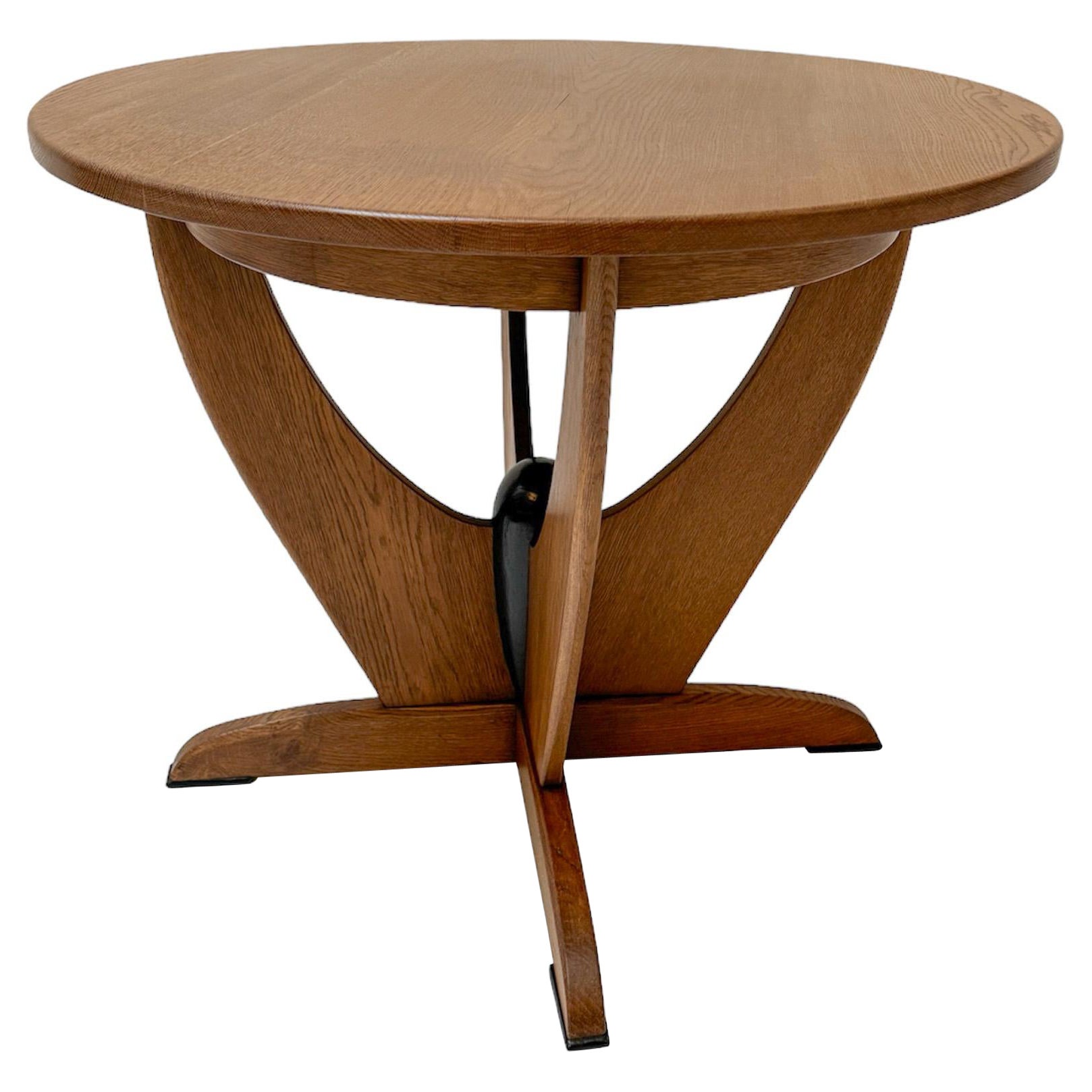 Oak Art Deco Amsterdamse School Center Table by Paul Bromberg for Metz & Co. For Sale