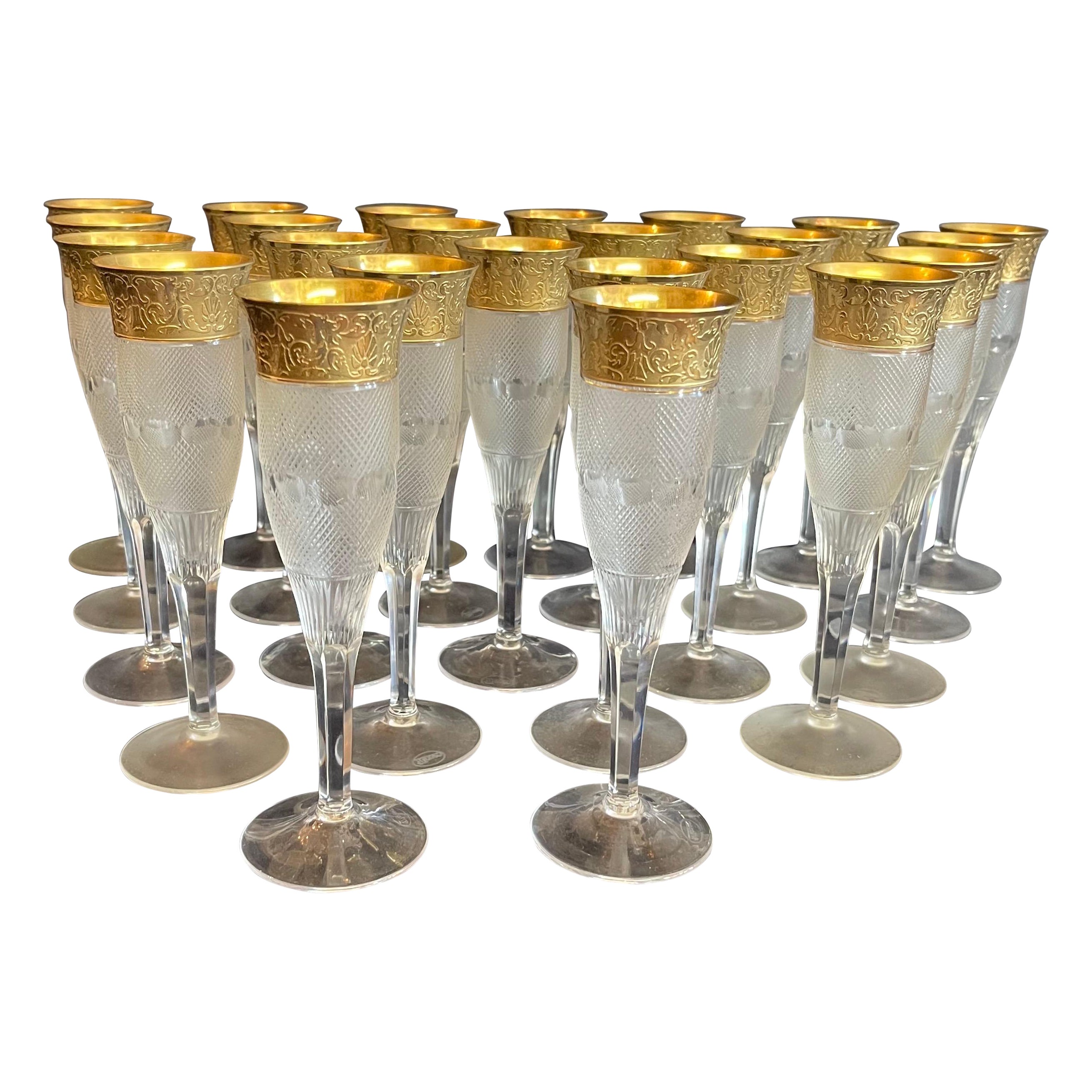 Wonderful Set 24 Moser Splendid Crystal 24K Gold Rim Fluted Champagne Goblets For Sale