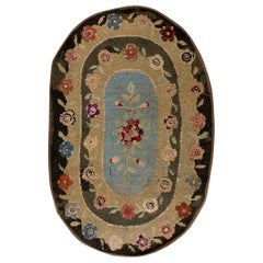 1930s Oval American Hooked Rug 