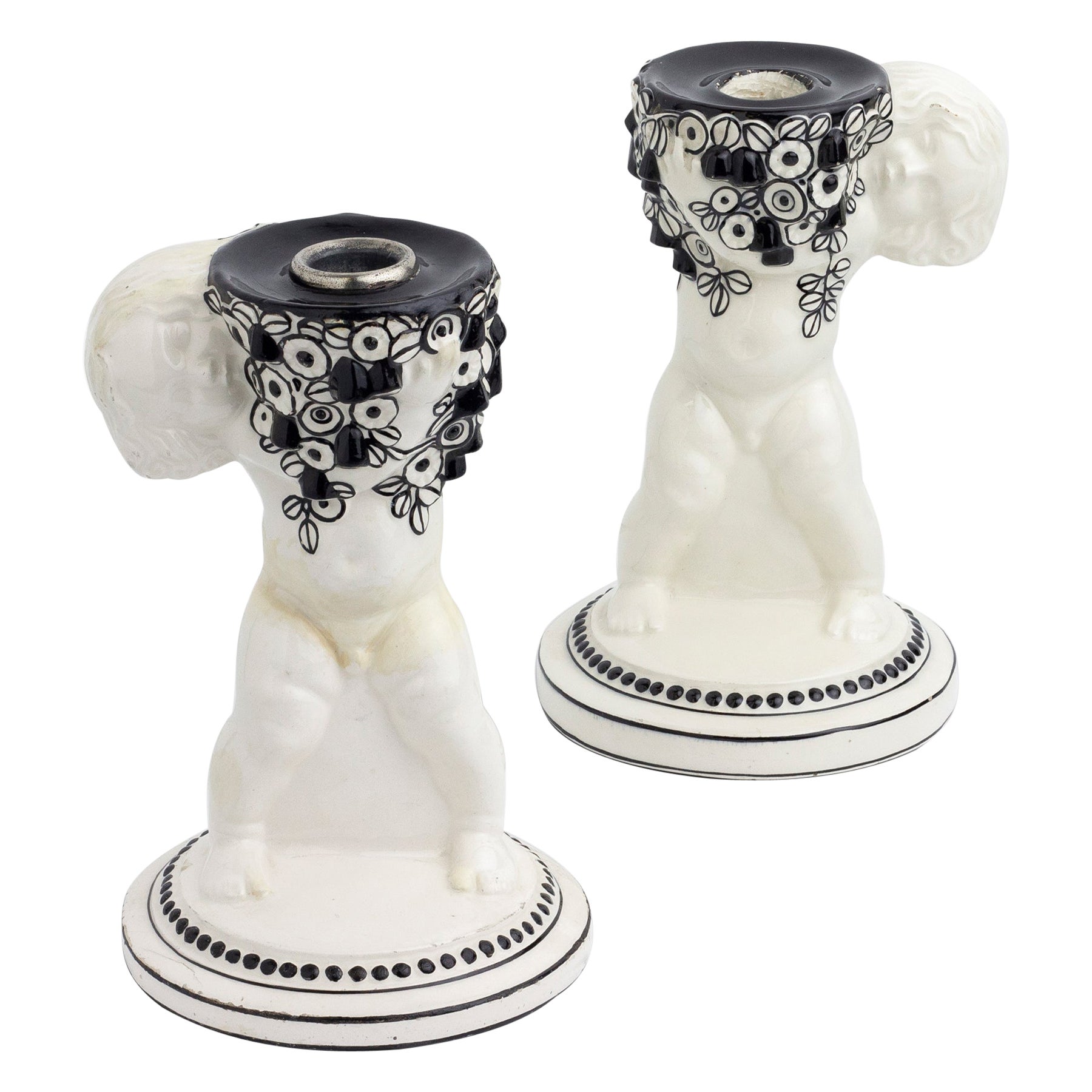 Ein zusammengesetztes Paar Putten-Kerzenhalter von Michael Powolny