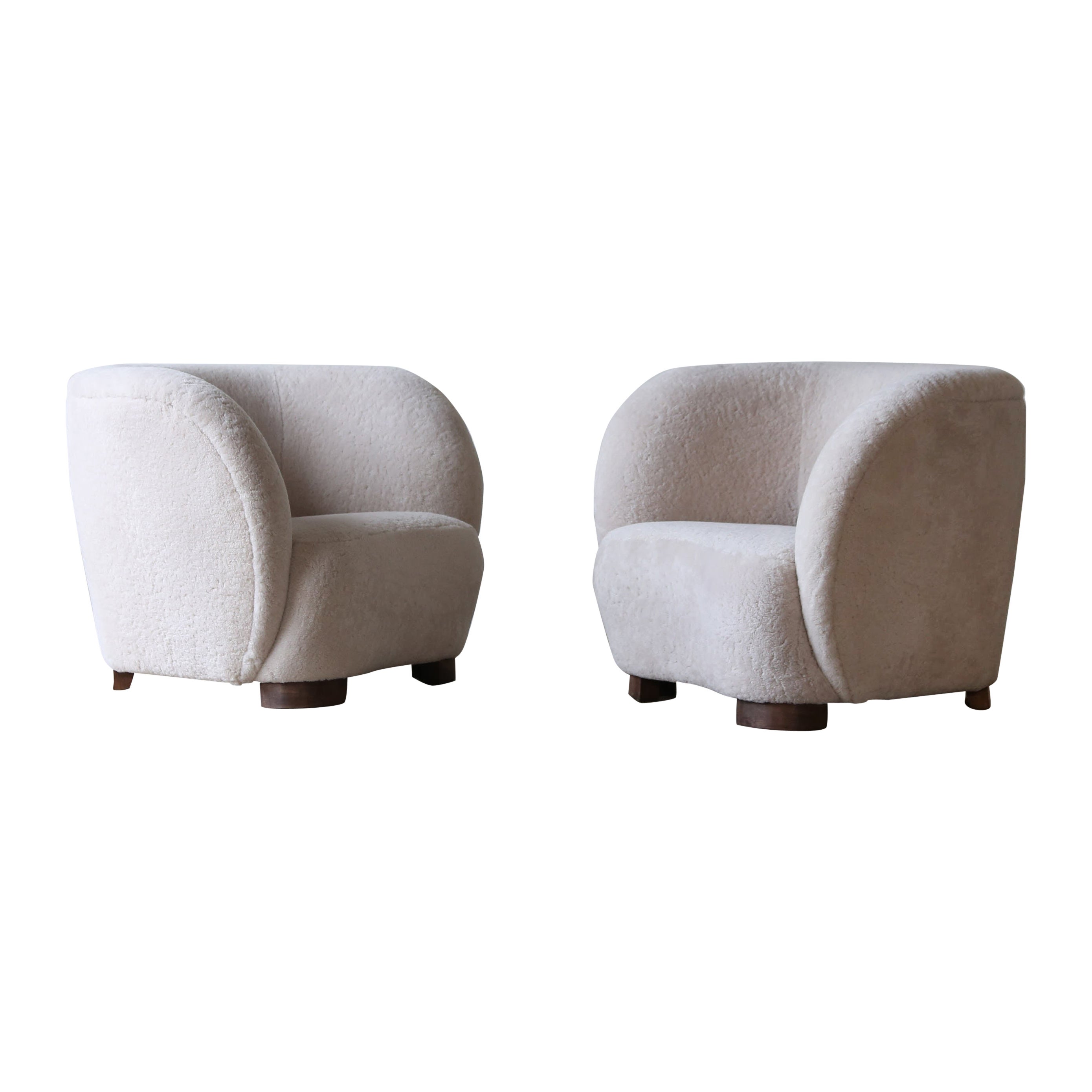 A Pair of Armchairs in Natural Sheepskin Upholstery For Sale