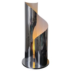 Lampe de table sculpturale en métal de style moderne de l'ère spatiale, milieu du siècle dernier