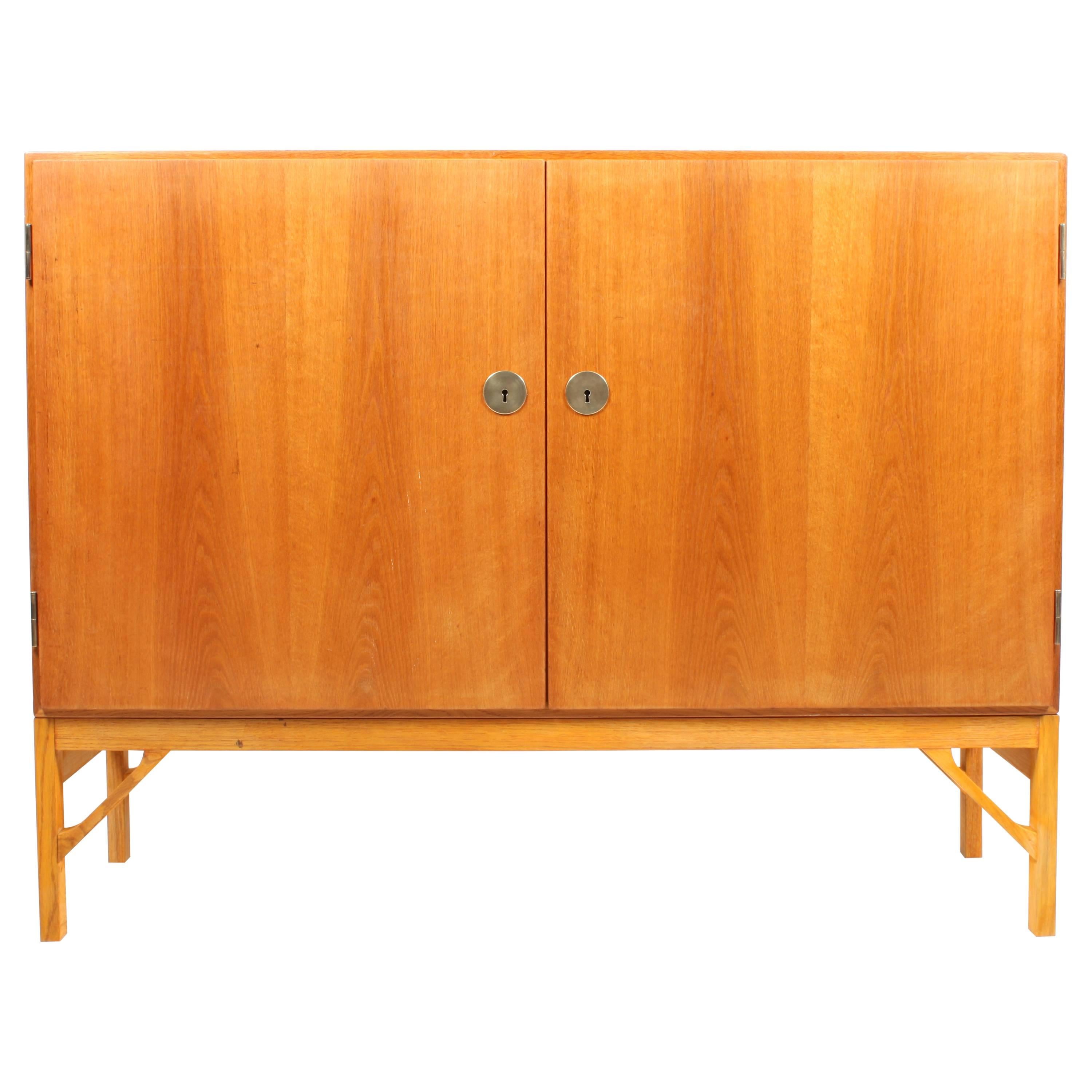 "China" Cabinet by Børge Mogensen