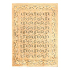 Seltener und äußerst dekorativer antiker Khotan-Teppich in Zimmergröße 9'5" x 13'1"