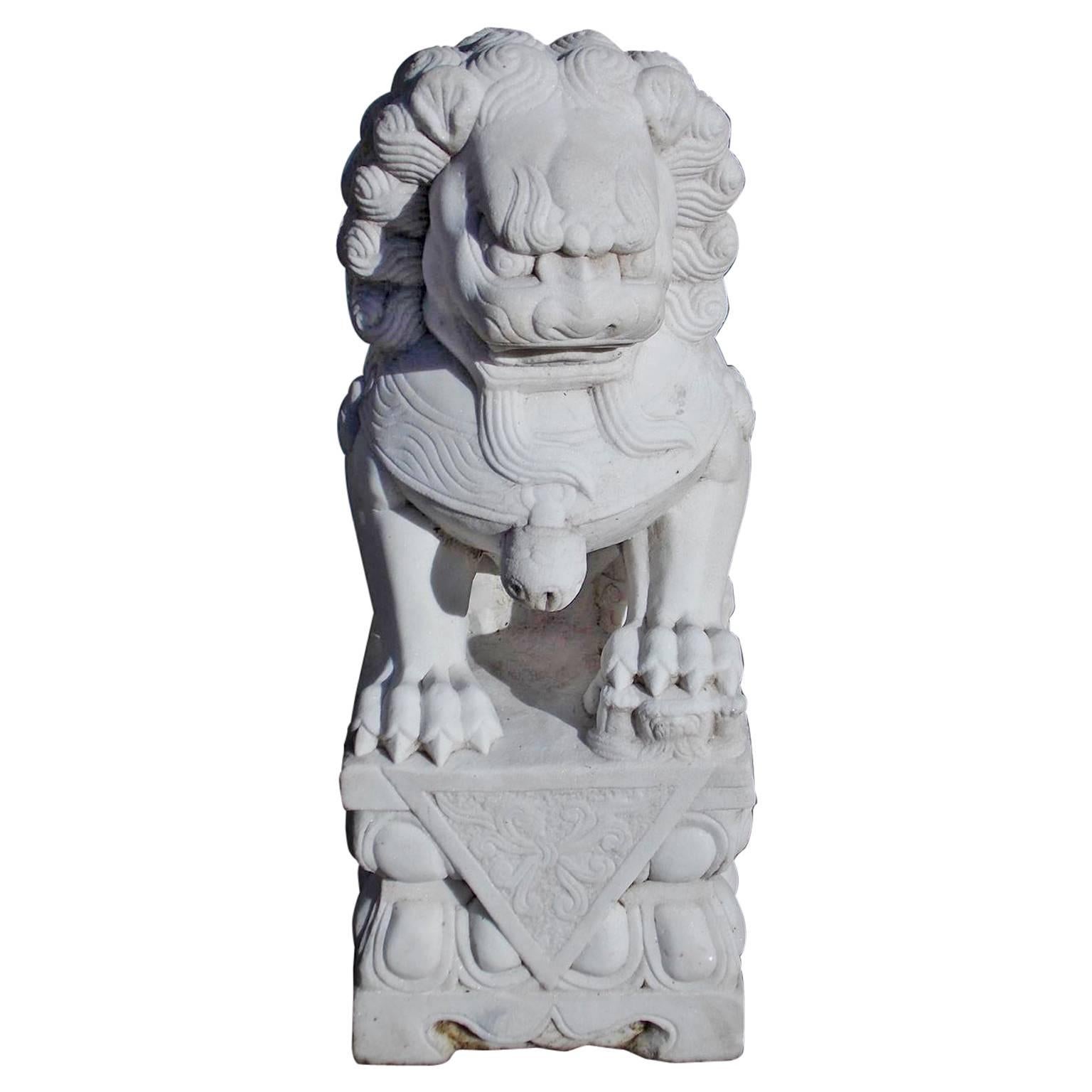 Chinese Marble Foo Dog Resting on Squared Decorative Plinth, 20th Century
