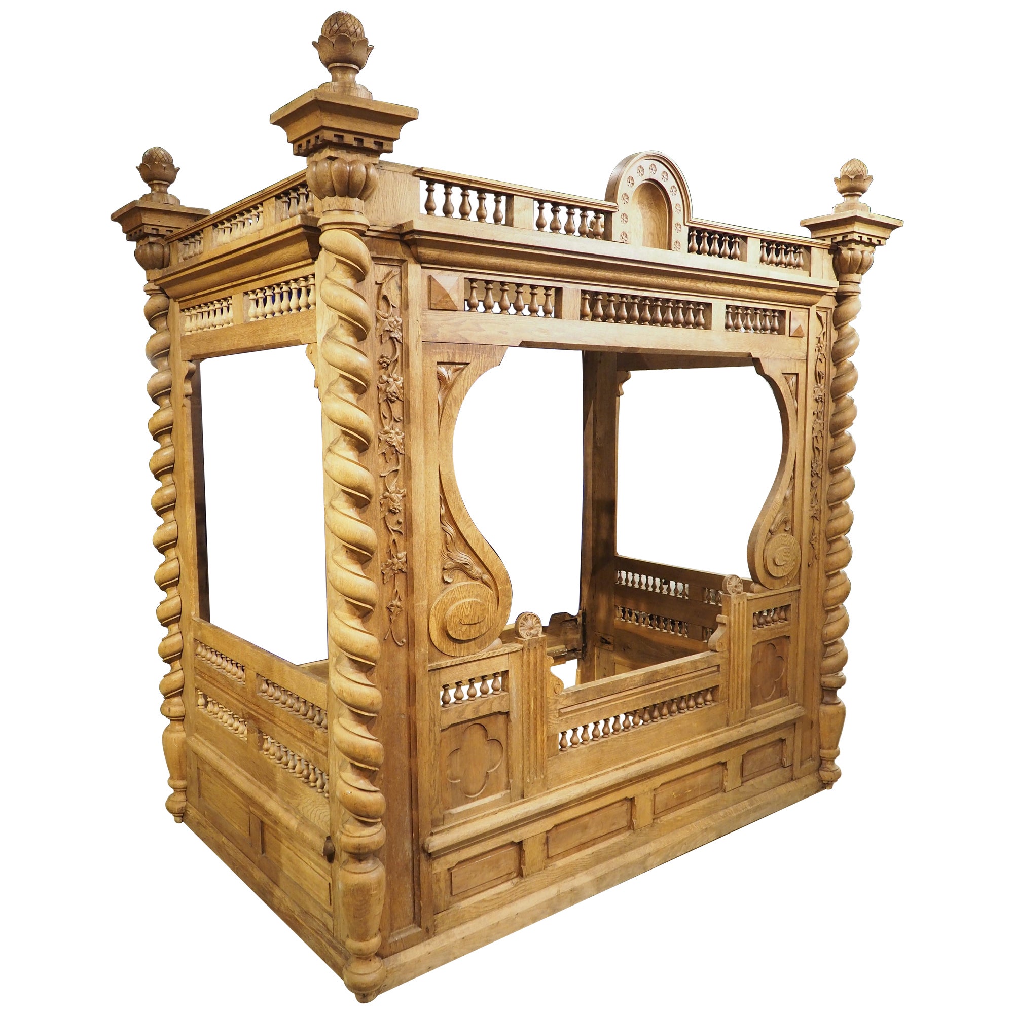 Antique Carved Oak Bed from Brittany, France, Circa 1890 For Sale