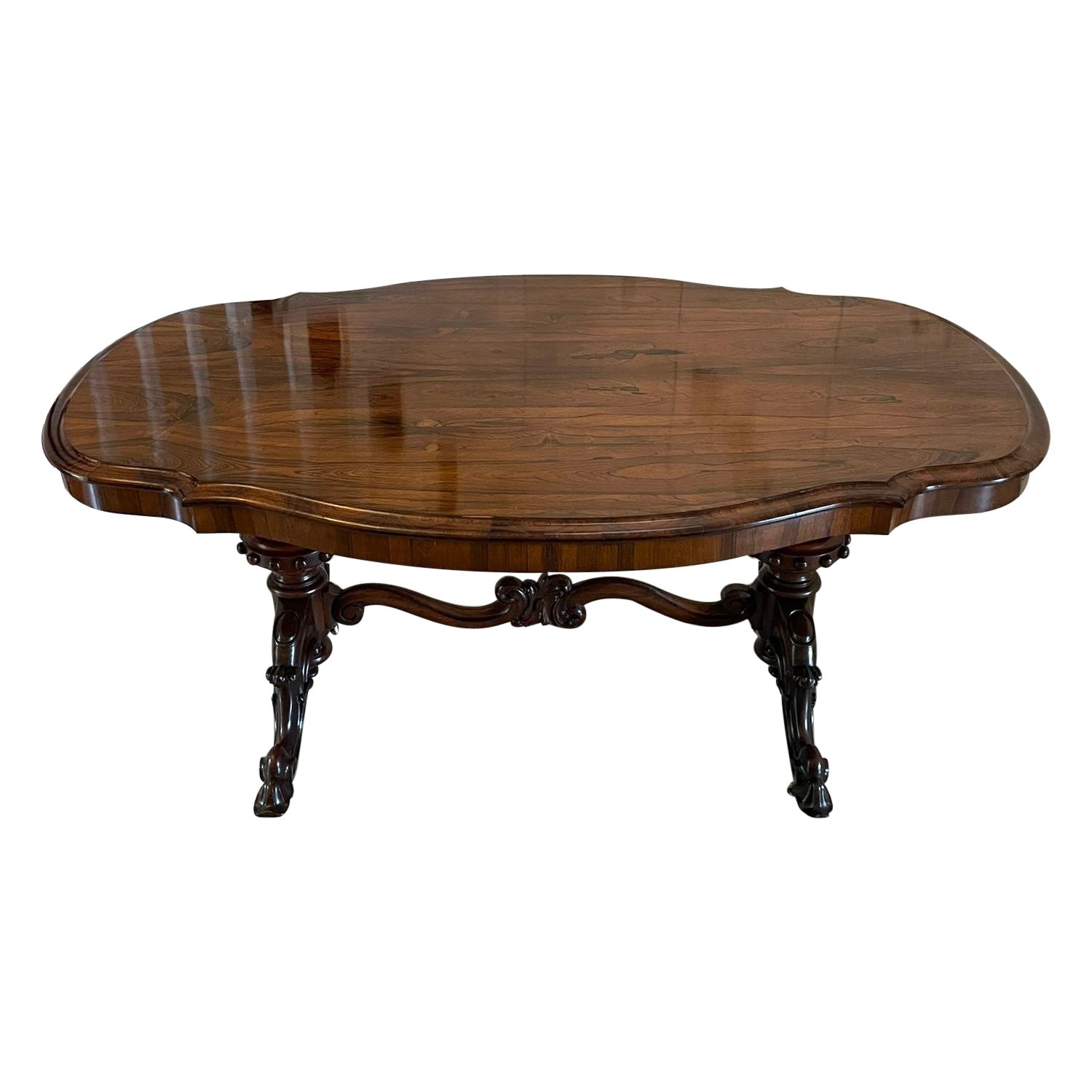 Grande table de salle à manger en palissandre de l'époque victorienne, d'une qualité exceptionnelle  en vente