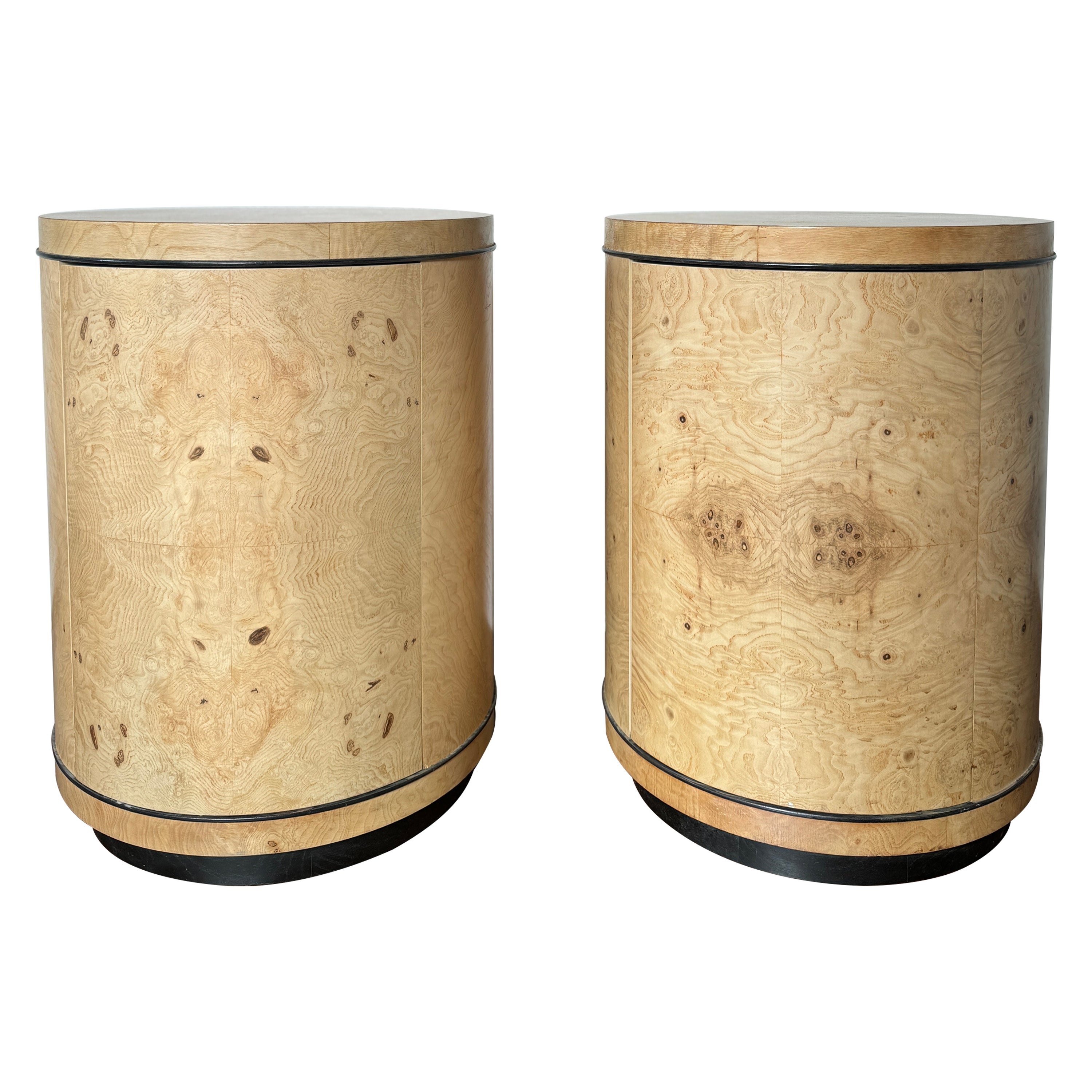 Vintage pair of Scene II burl drum side tables by Henredon, circa 1980s For Sale