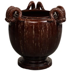 Jardinière en poterie chinoise émaillée bourgogne avec cornes de bélier