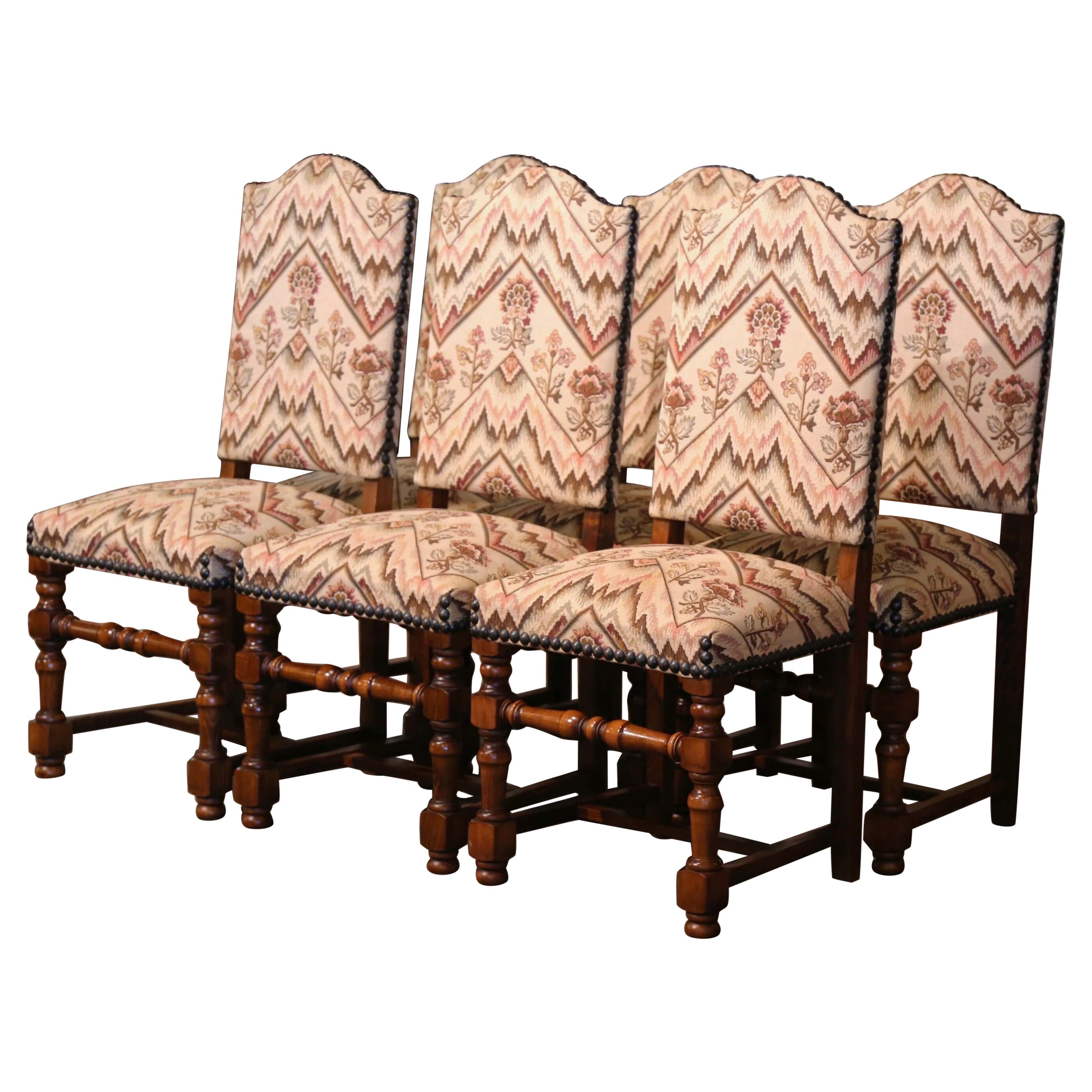Set of Six Mid-Century French Louis XIII Carved Walnut Turned Legs Side Chairs  For Sale