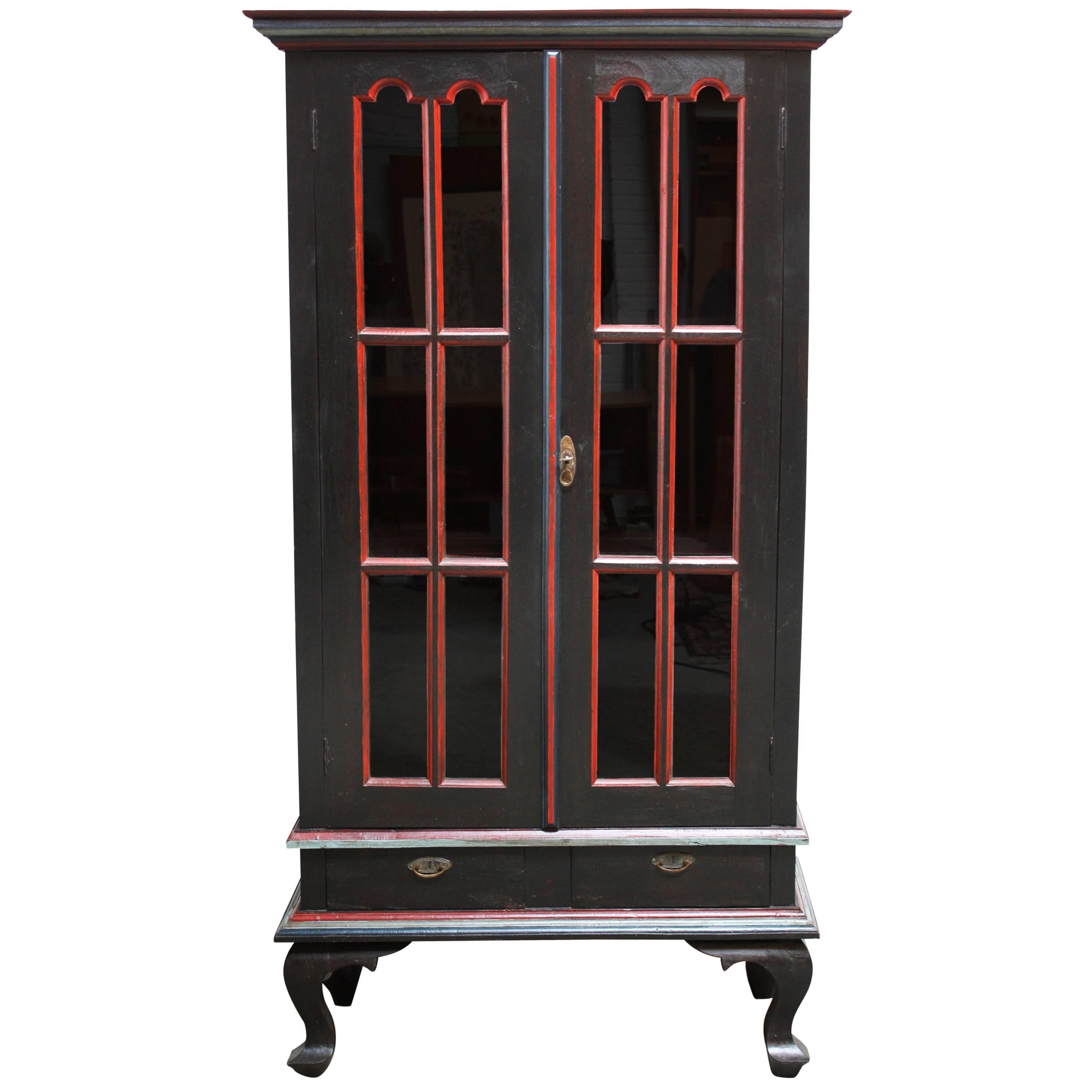 Charming Folk Art Curio Cabinet with Original Paint For Sale