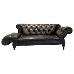 Antico divano Chesterfield del XIX secolo in splendida pelle patinata