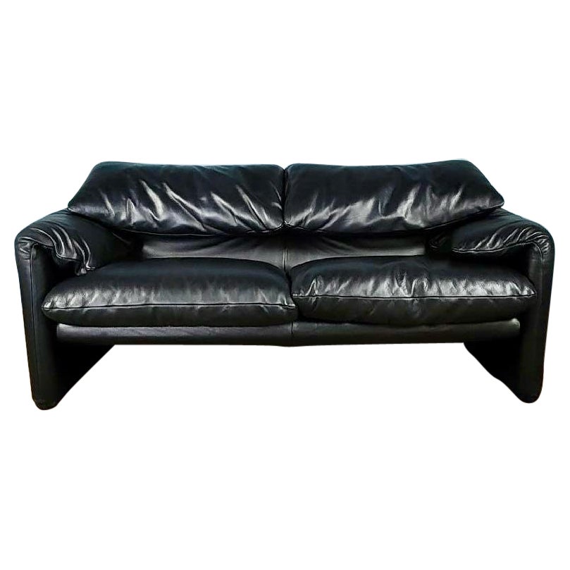 Maralunga Black Leather 2 Seater Sofa Vico Magistretti Cassina Mid Century For Sale