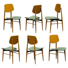 Ensemble de six chaises de salle à manger italiennes du milieu du siècle dernier : Vintage restauré des années 1950
