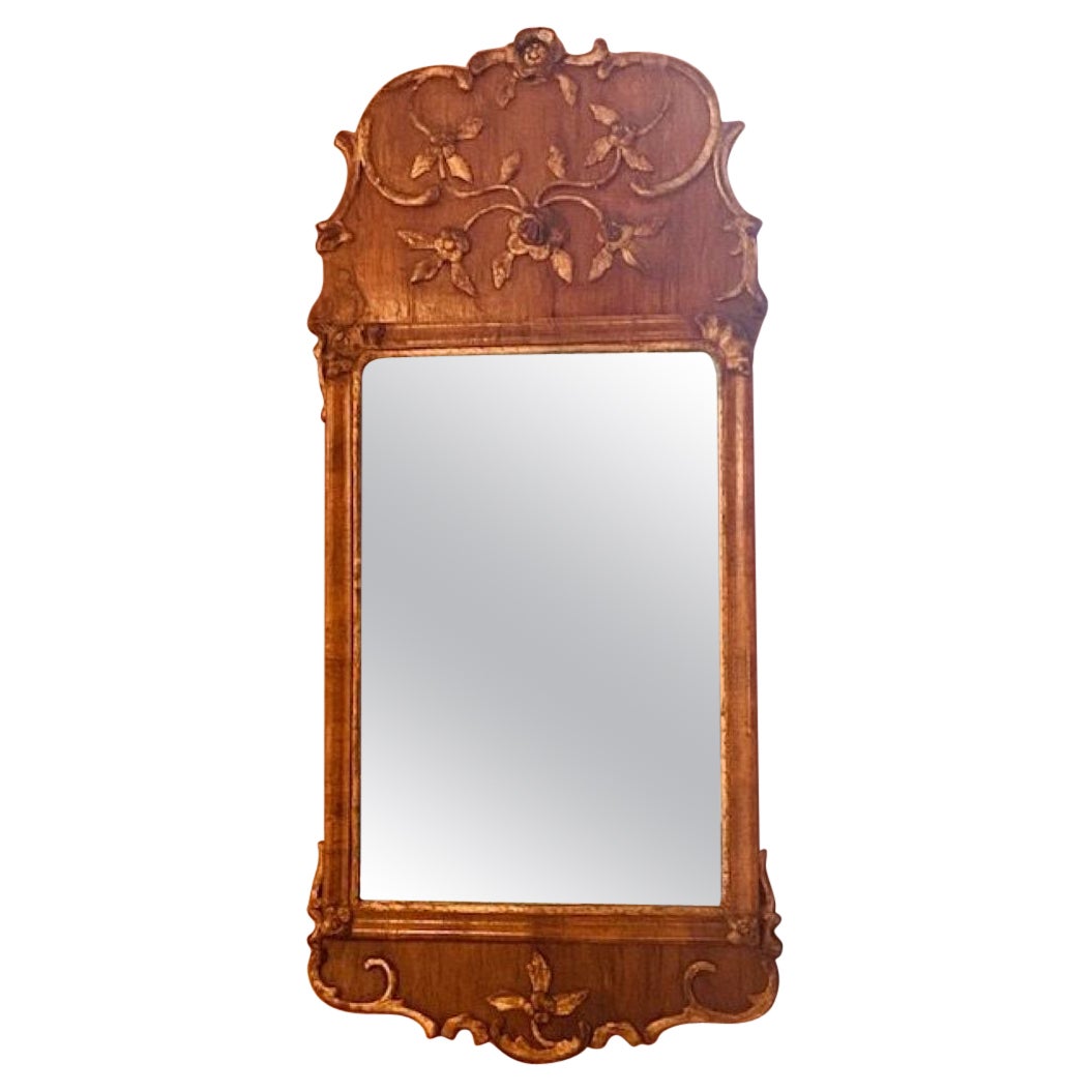 18th Century Queen Anne Walnut and Giltwood Mirror, circa 1750 For Sale