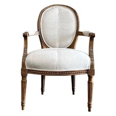 Antiguo sillón abierto francés Louis XVI